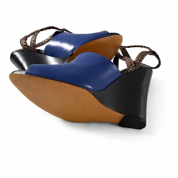 Shoes - Picture 5 of 8